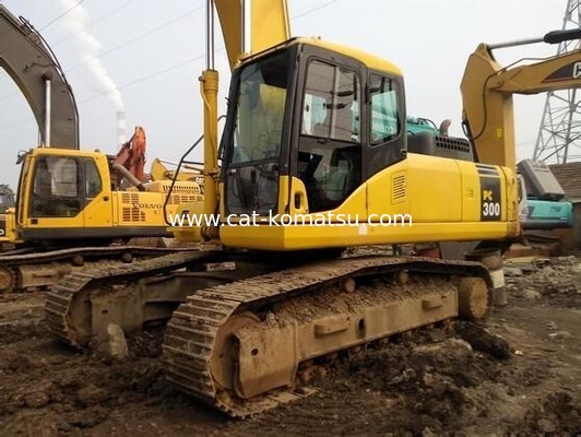 Used KOMATSU PC300-7 Excavator Low price for sale