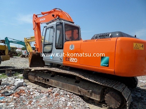 Used HITACHI EX220-5 Excavator Very Nice Machine