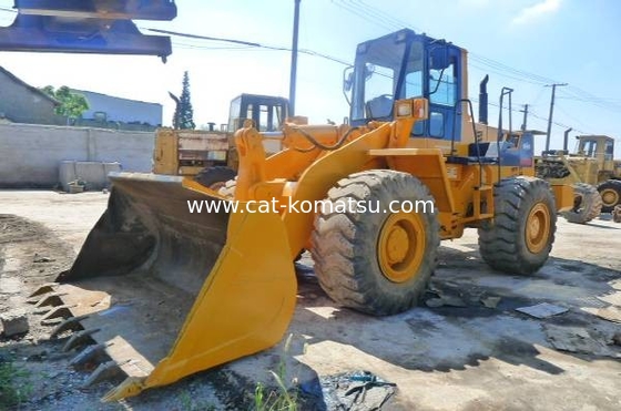 Used KOMATSU WA320 Wheel Loader Made in Japan