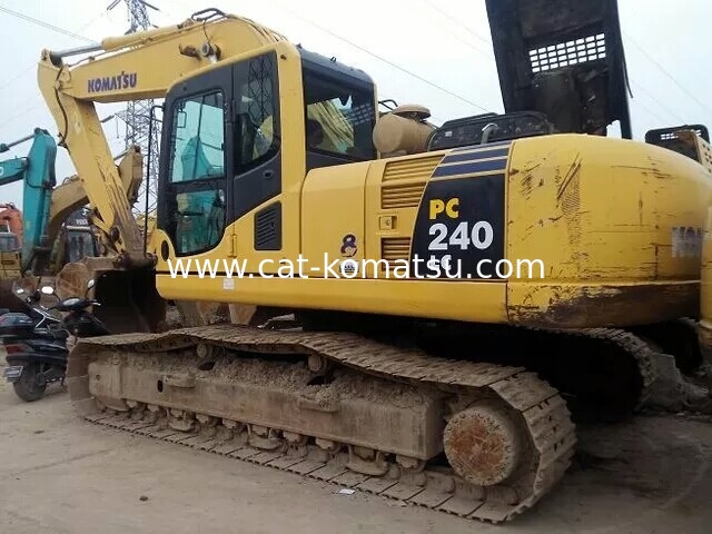 Used KOMATSU PC240-8 Excavator