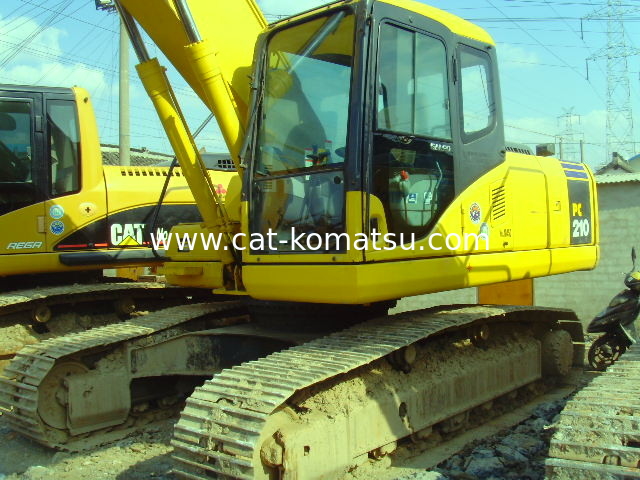 Used KOMATSU PC210-7 Excavator