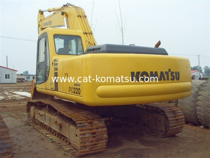 Used KOMATSU PC220-6 Excavator