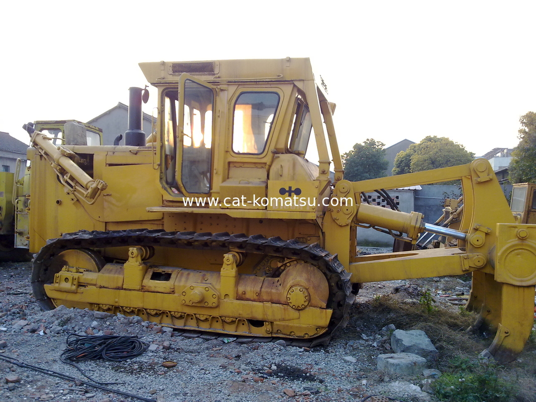 Sell Used KOMATSU D155A Bulldozer
