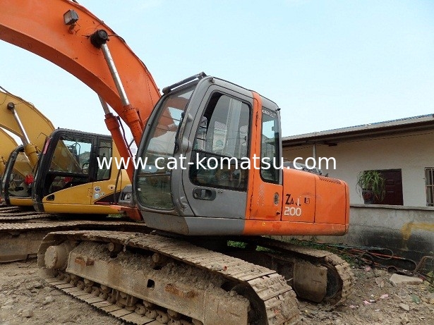 Used HITACHI ZX200 Excavator Low price for sale
