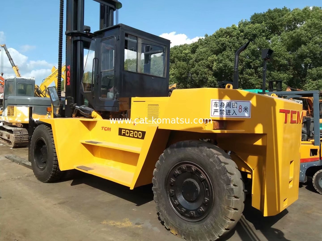 Used TCM Japan FD200 20Ton Forklift